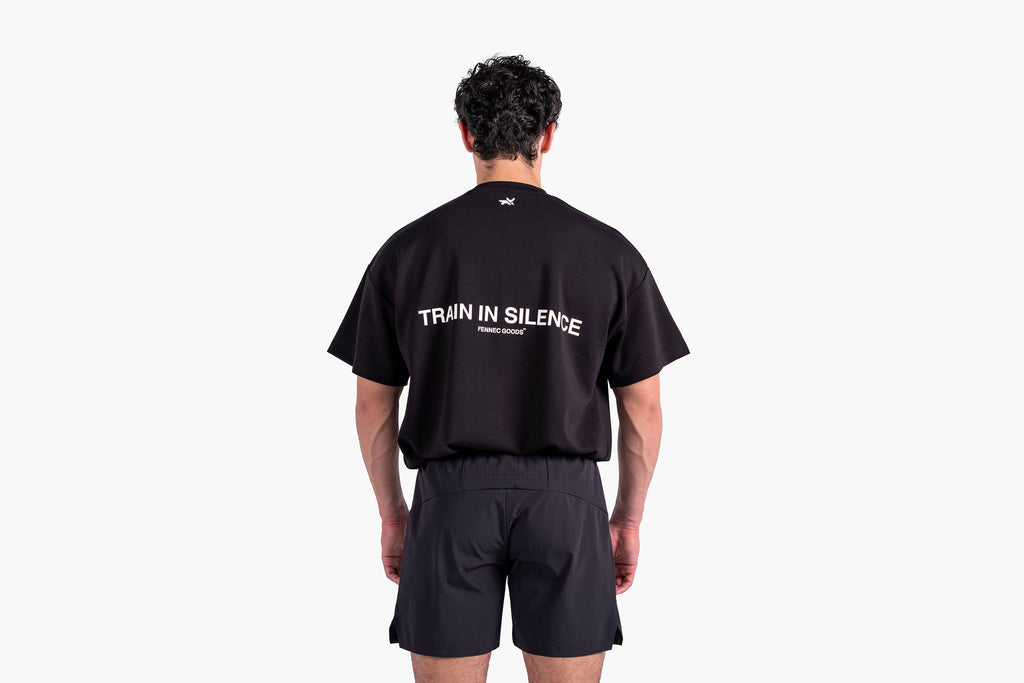 OVERSIZED TRAINING T-SHIRT