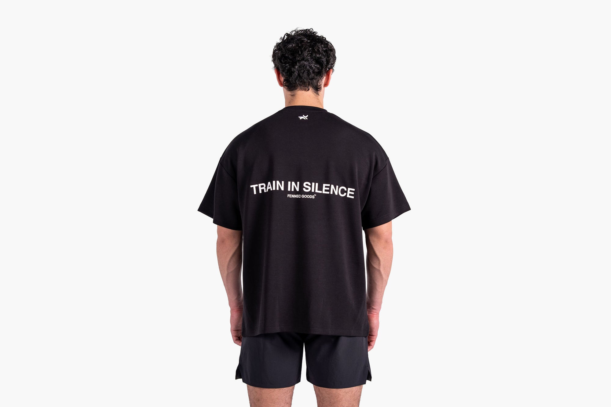 OVERSIZED TRAINING T-SHIRT