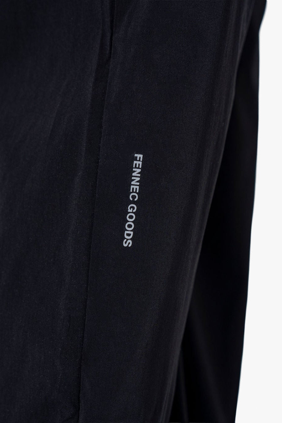 OVERSIZED TRACK PANTS
