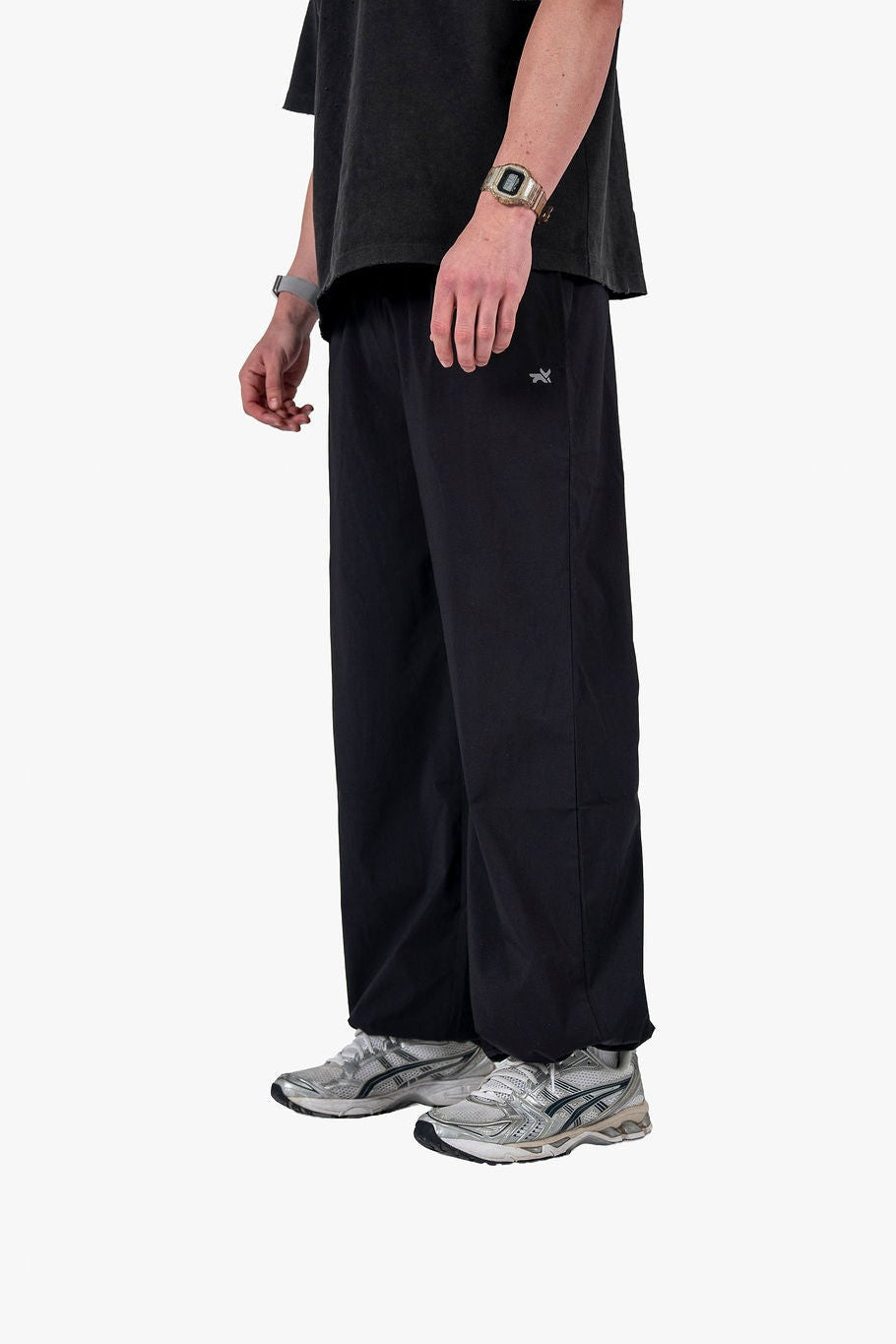 OVERSIZED TRACK PANTS