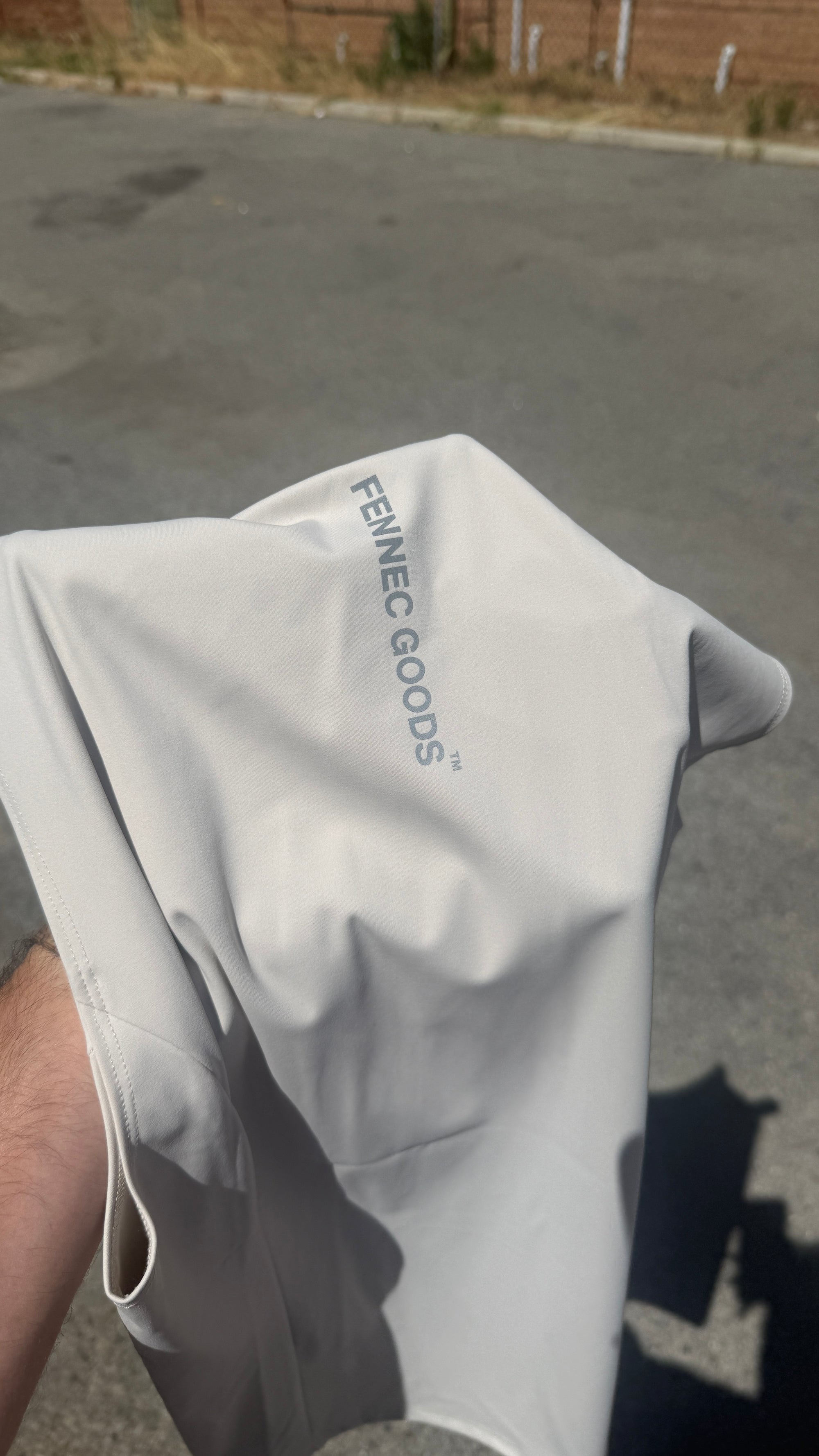 EARLY ACCESS - HEAVYWEIGHT COMPRESSION TANK - SAHARA SAND